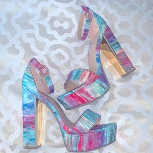 Never before worn Multicolored Heels size 7 (37)
